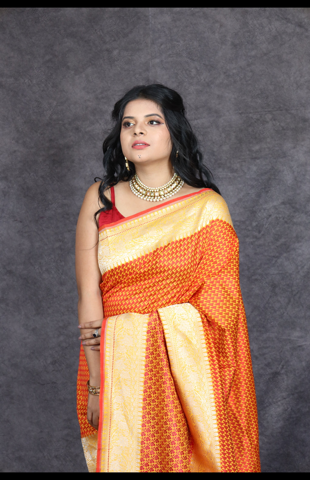 Handwoven Pure Katan Silk Banarasi Tanchui Saree with Zari Weave Border