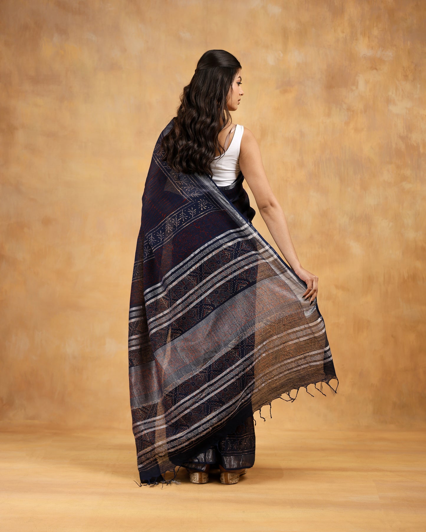 linen hand block hand printed saree