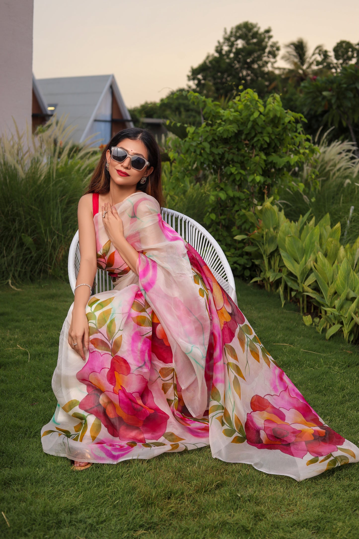 Hand-Painted Pure Silk Organza Saree with Blouse Piece